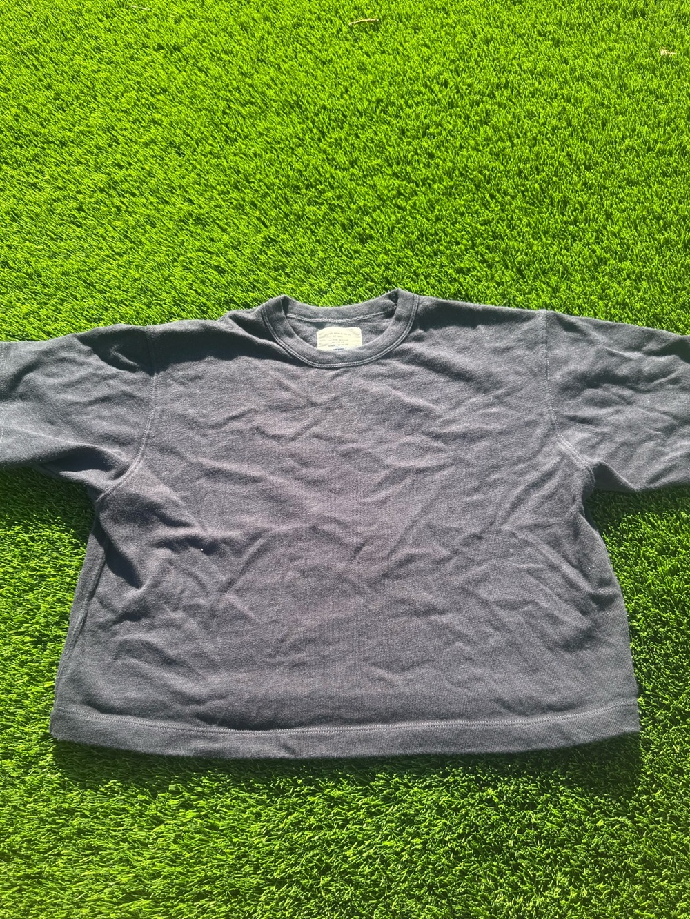 Buck Mason field spec boyfriend crop Tee in Navy
